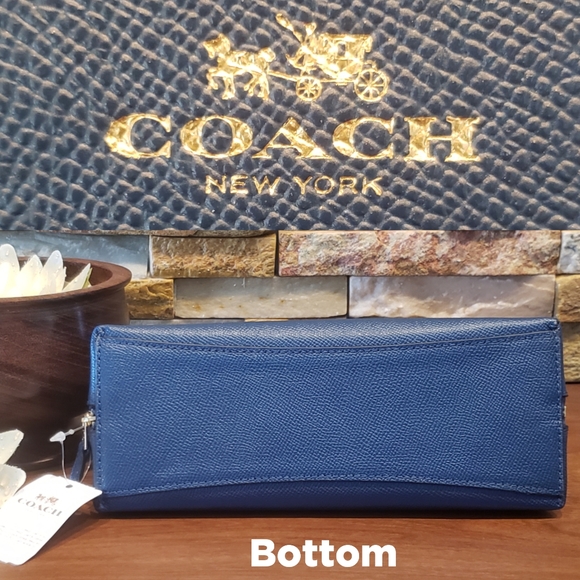 *SALE* NEW Coach LARGE Cosmetic, Marina Blue - Picture 2 of 7